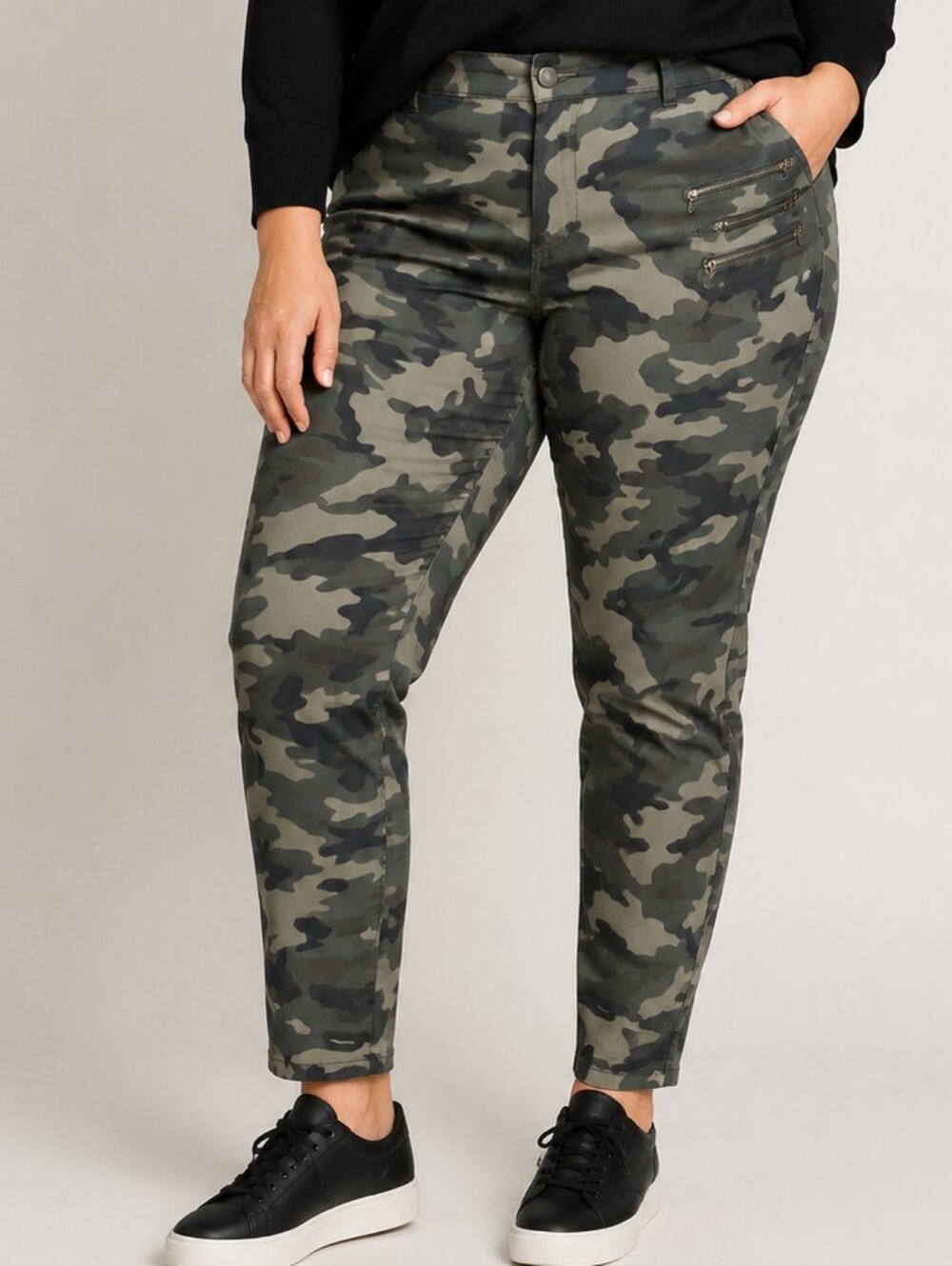 Olive & Black Camo Moto Skinny Pants 20W NWT Ashley Stewart